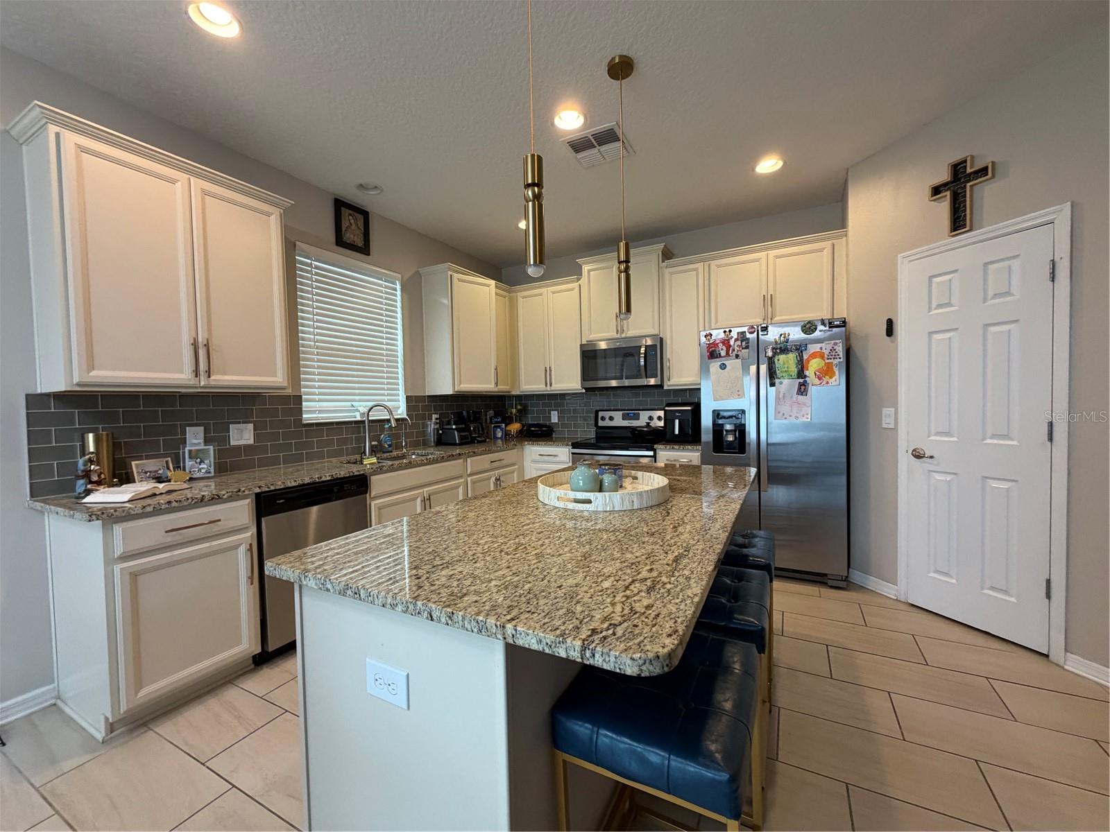 1834 CASTLETON DR, ST CLOUD, FL — photo 7