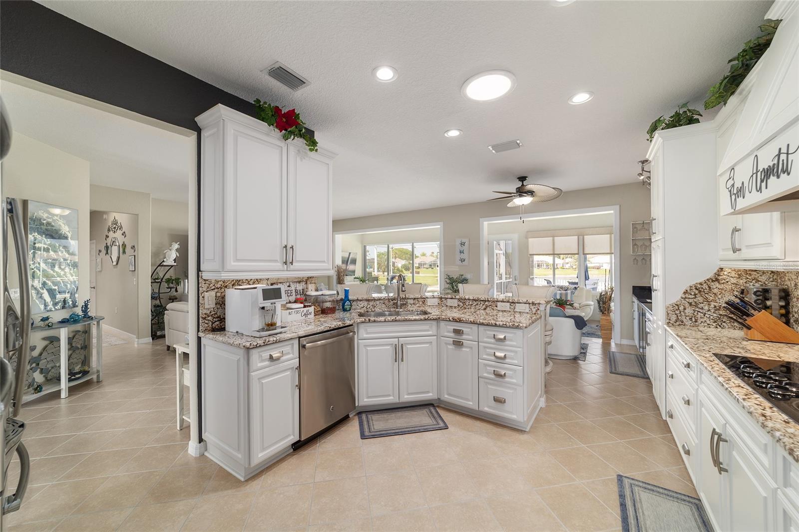 9375 SE 125TH ST, SUMMERFIELD, FL — photo 8