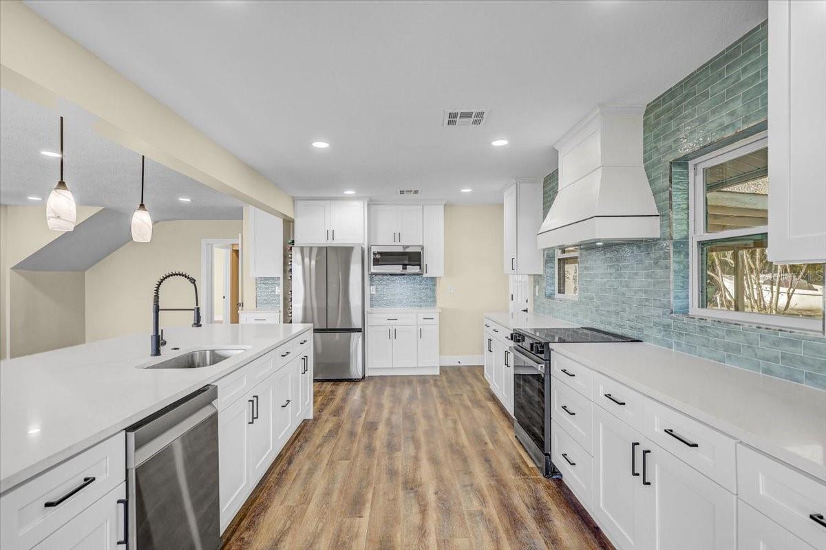 2201 RIVERVIEW BLVD, BRADENTON, FL — photo 15