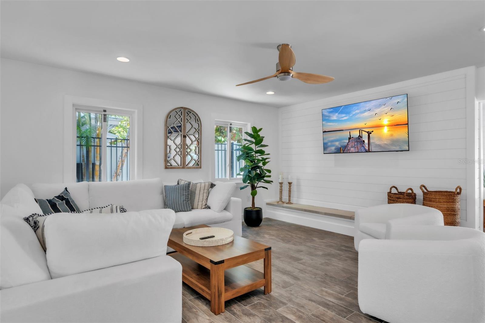 155 CRESCENT DR, ANNA MARIA, FL — photo 13