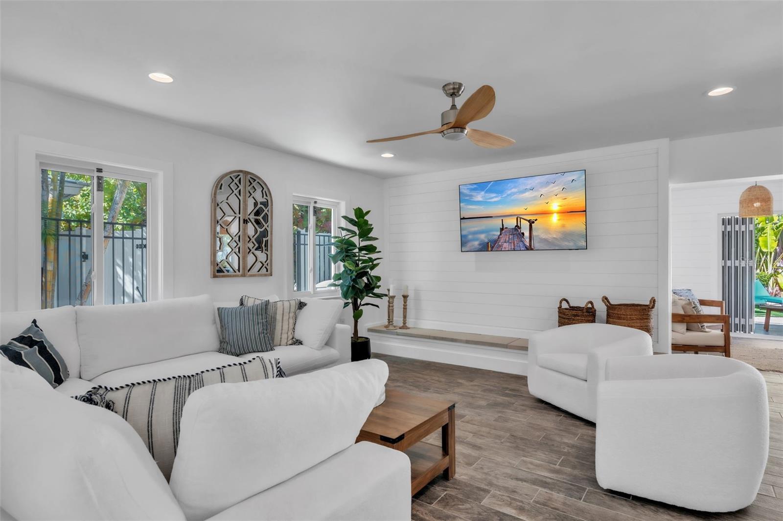 155 CRESCENT DR, ANNA MARIA, FL — photo 14