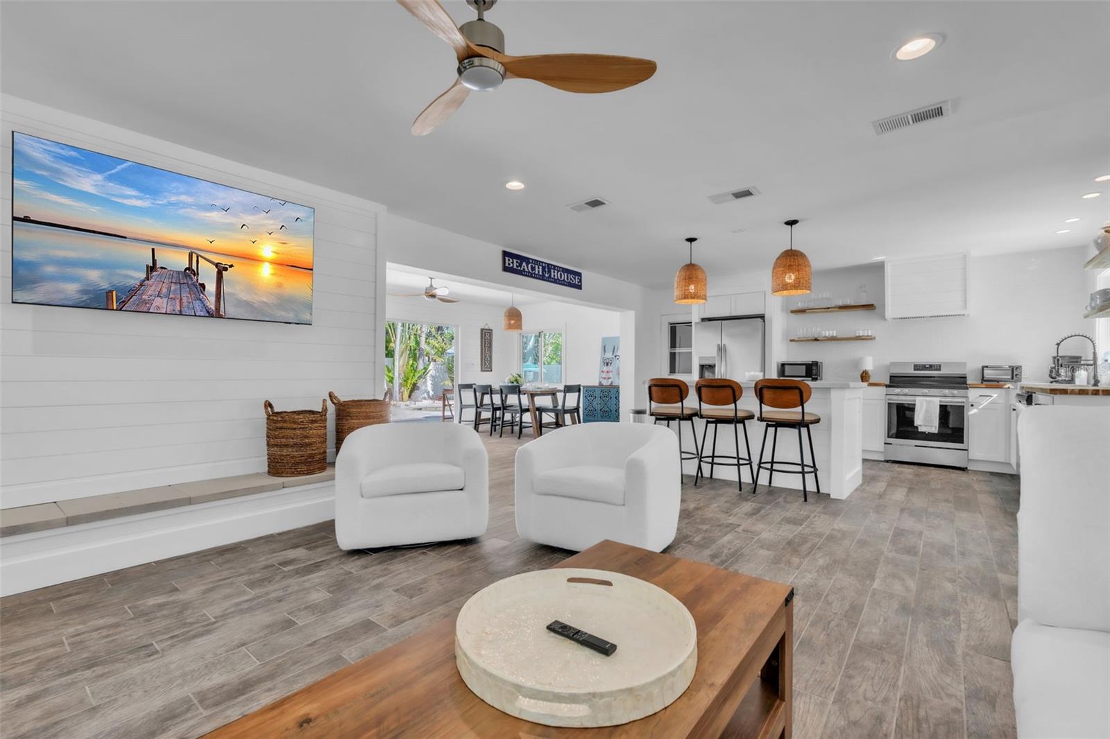 155 CRESCENT DR, ANNA MARIA, FL — photo 15
