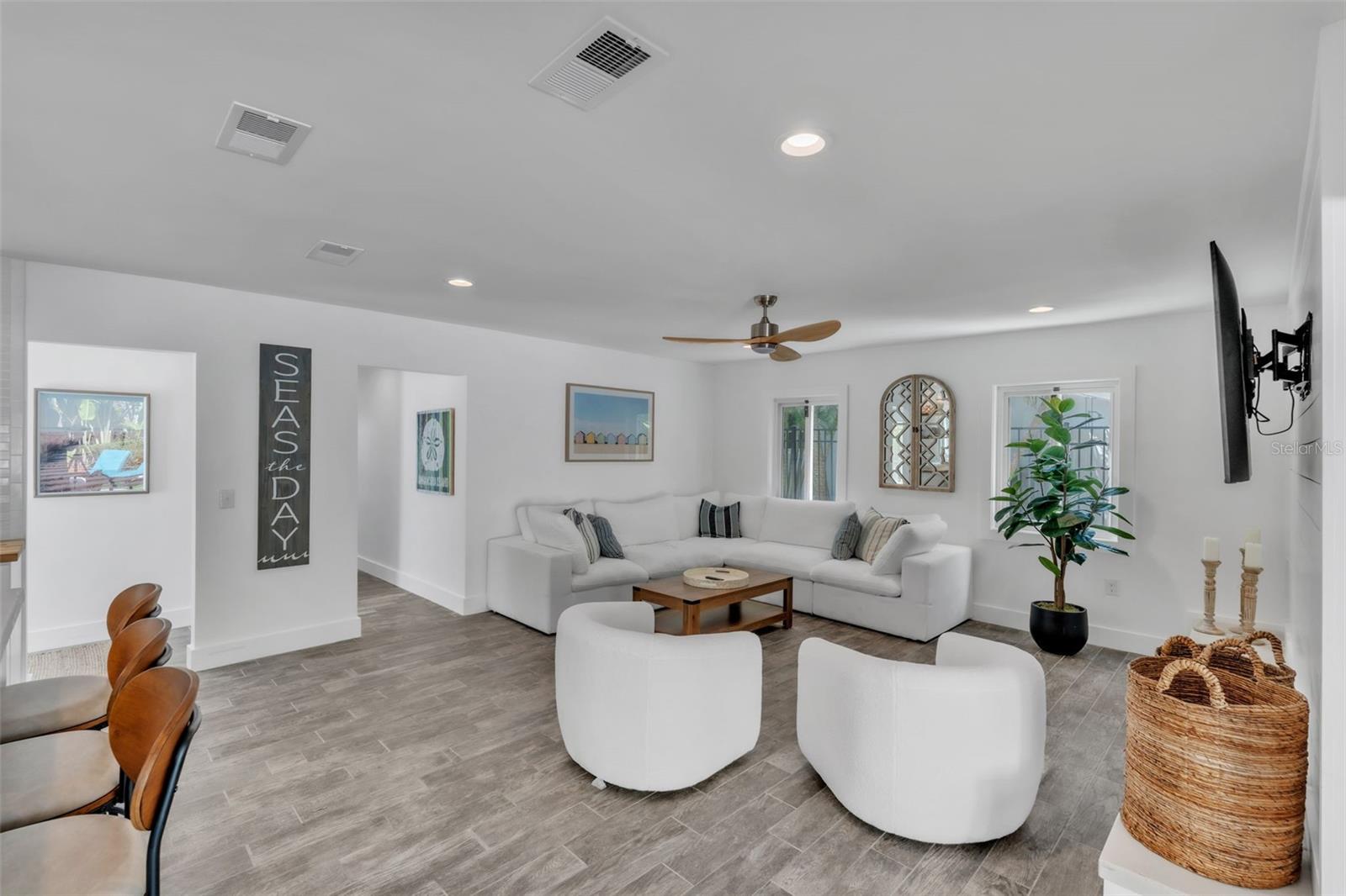 155 CRESCENT DR, ANNA MARIA, FL — photo 18
