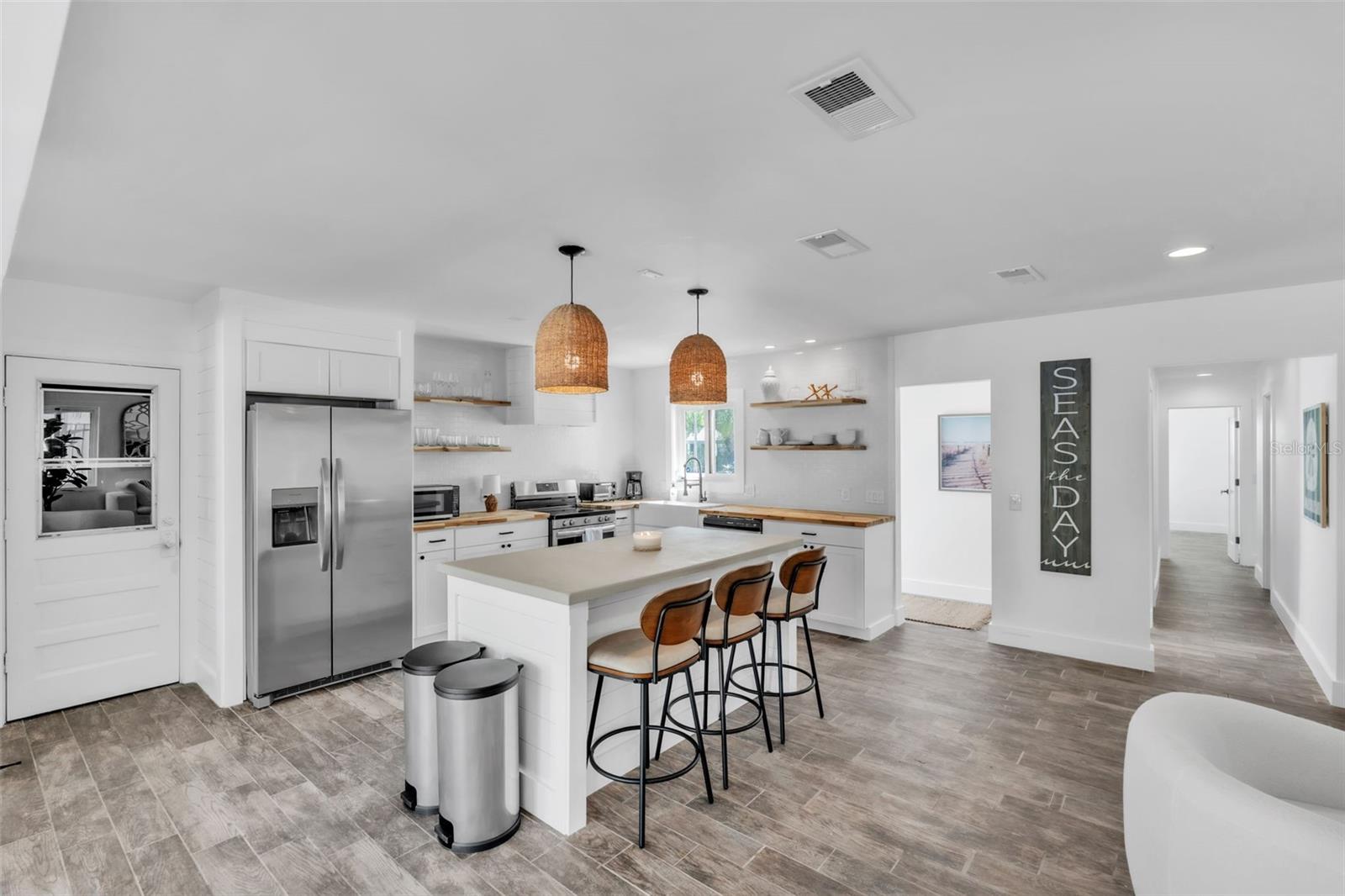 155 CRESCENT DR, ANNA MARIA, FL — photo 22