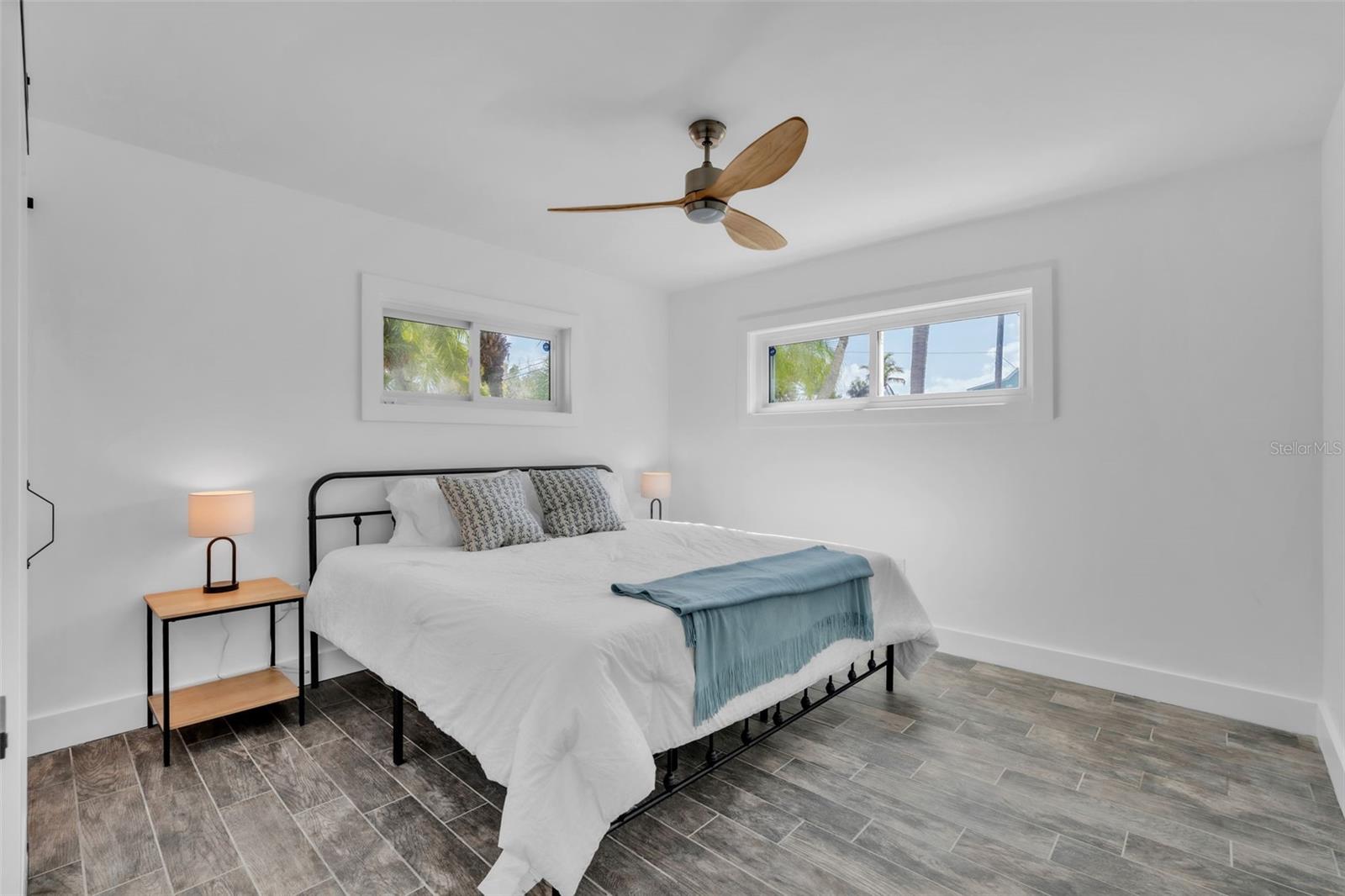 155 CRESCENT DR, ANNA MARIA, FL — photo 30