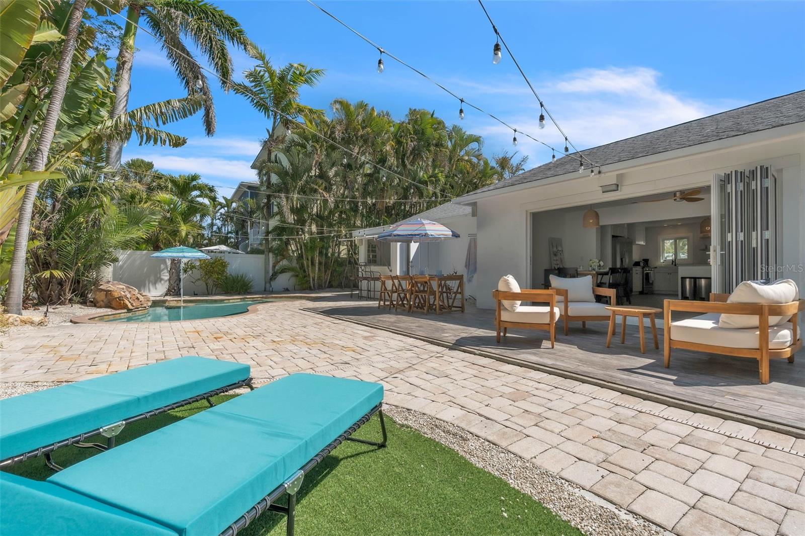 155 CRESCENT DR, ANNA MARIA, FL — photo 40