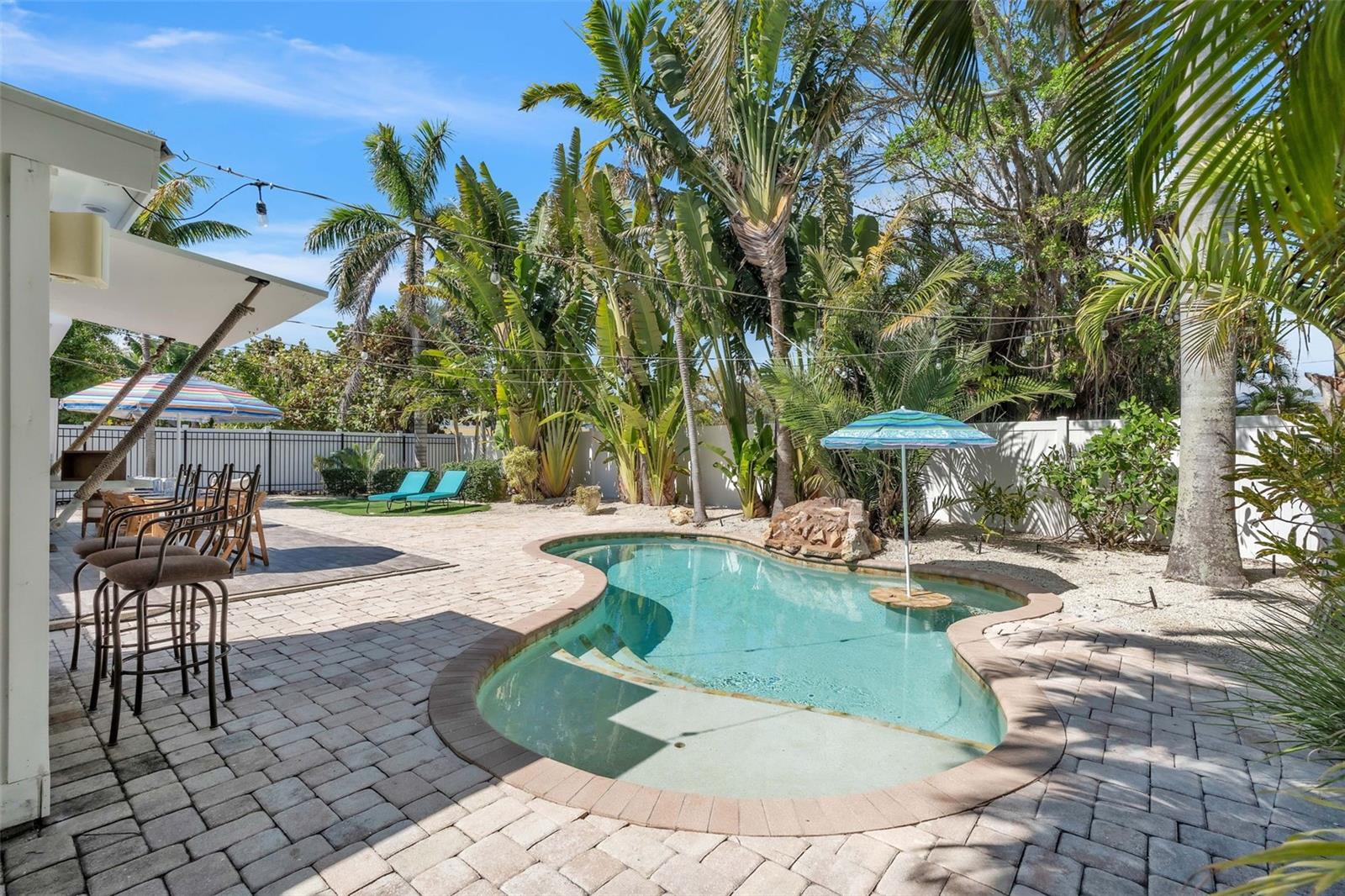 155 CRESCENT DR, ANNA MARIA, FL — photo 42