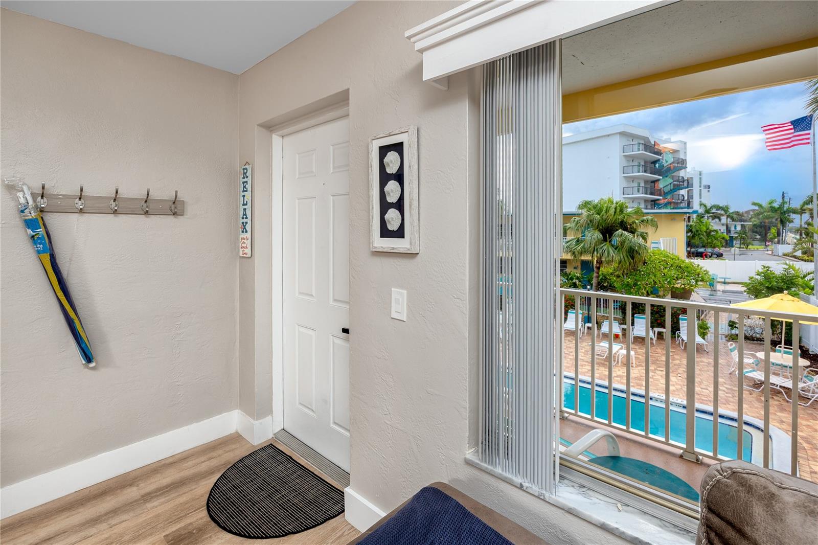 282 TREASURE ISLAND CSWY #12, TREASURE ISLAND, FL — photo 5