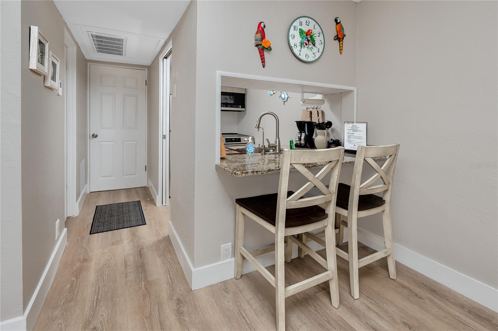 282 TREASURE ISLAND CSWY #12, TREASURE ISLAND, FL — photo 11