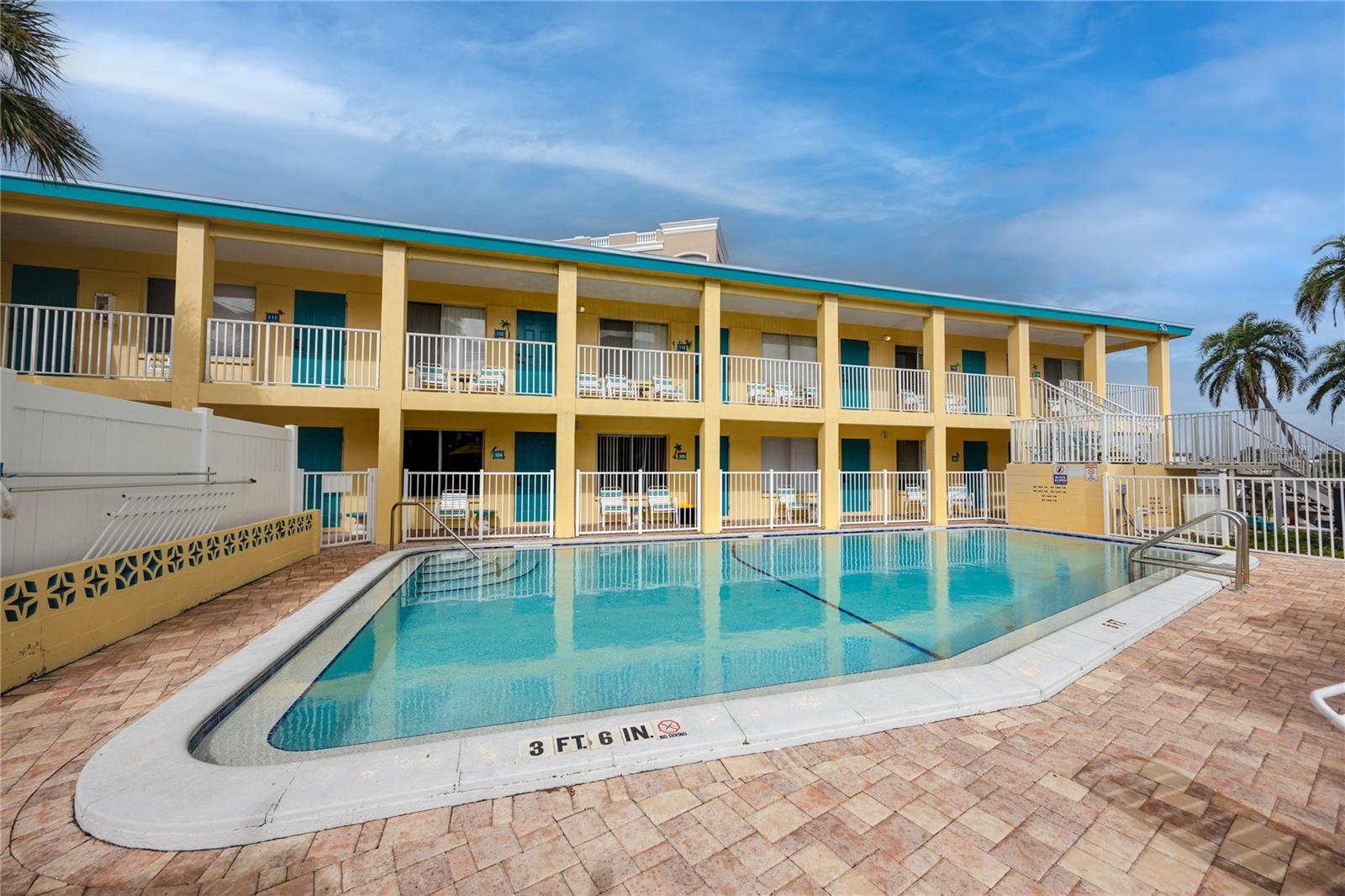 282 TREASURE ISLAND CSWY #12, TREASURE ISLAND, FL — photo 25