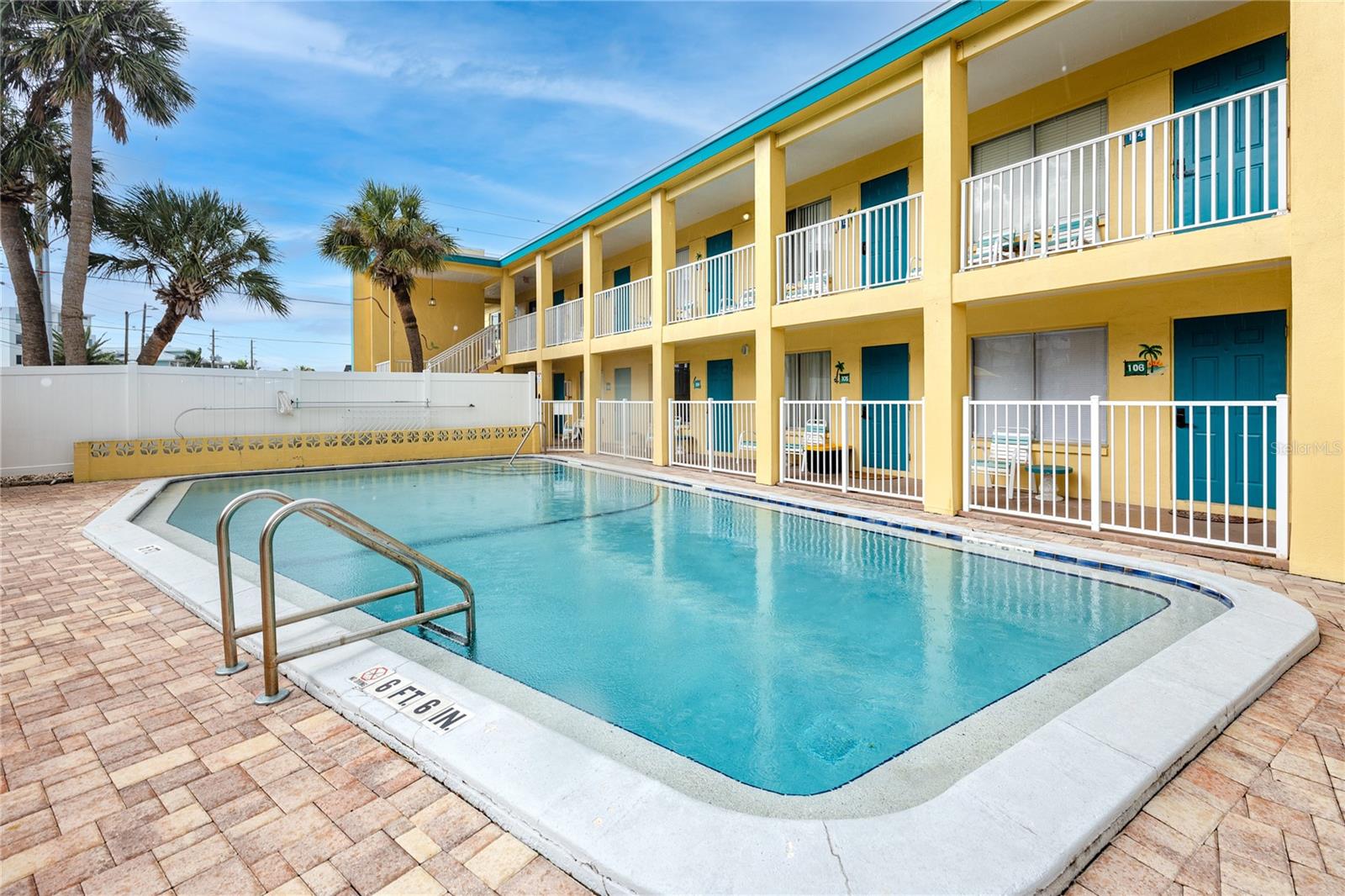 282 TREASURE ISLAND CSWY #12, TREASURE ISLAND, FL — photo 27