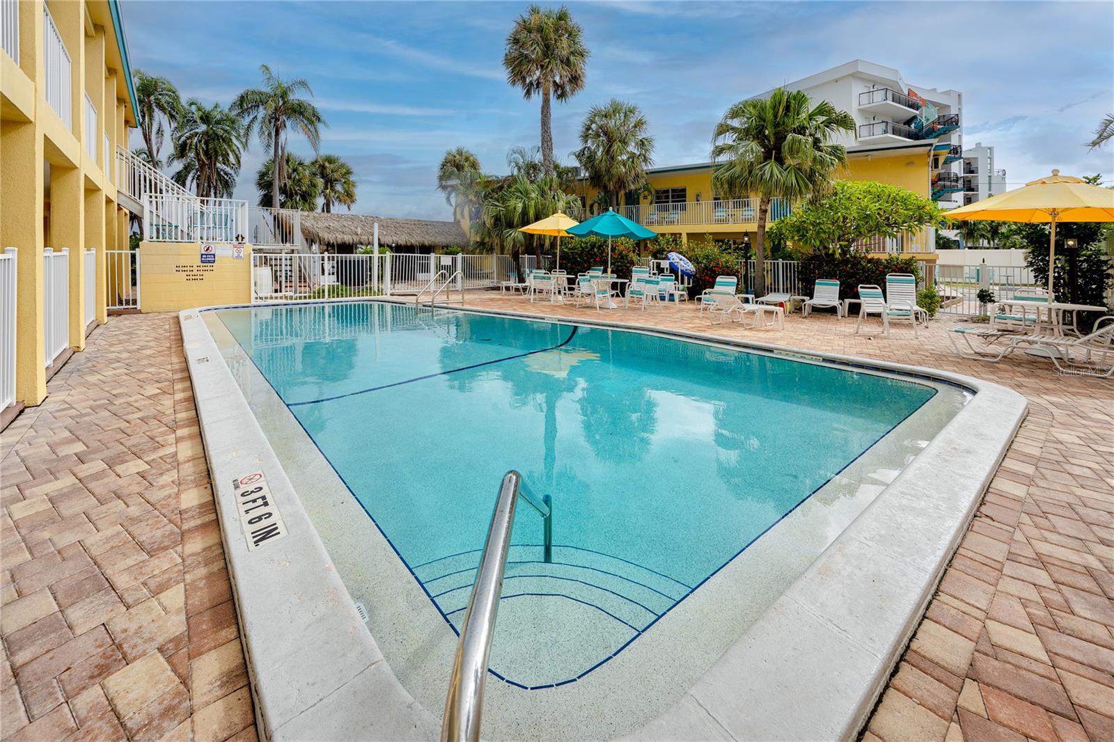 282 TREASURE ISLAND CSWY #12, TREASURE ISLAND, FL — photo 28