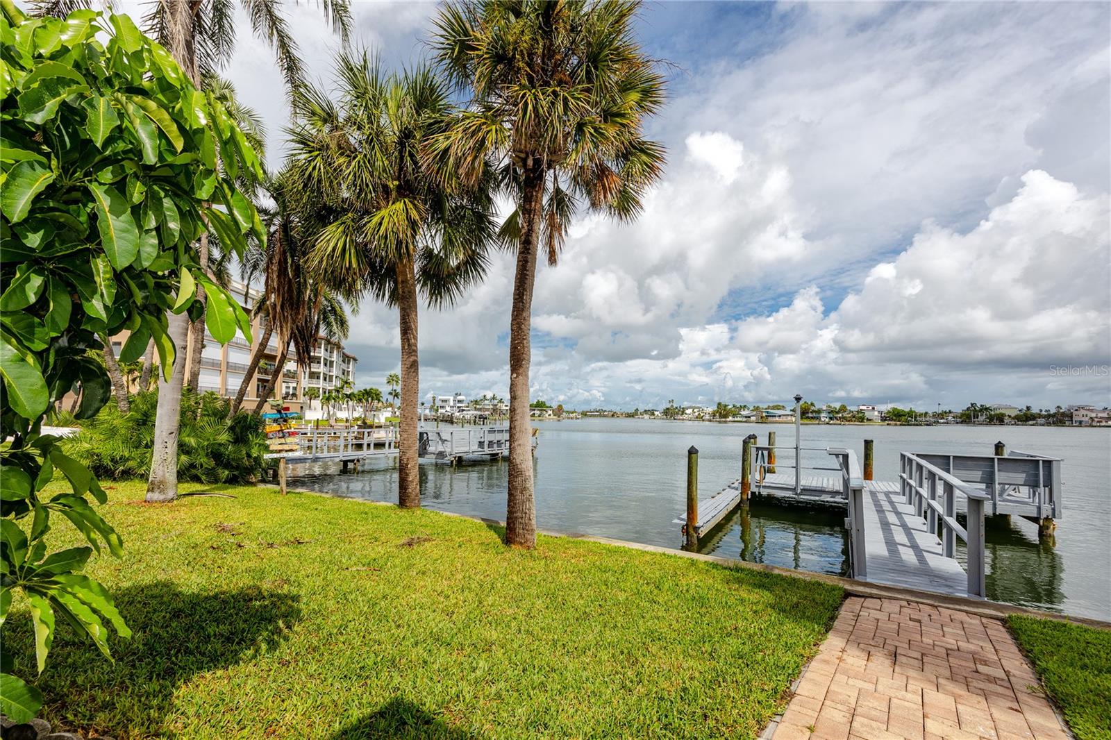 282 TREASURE ISLAND CSWY #12, TREASURE ISLAND, FL — photo 44