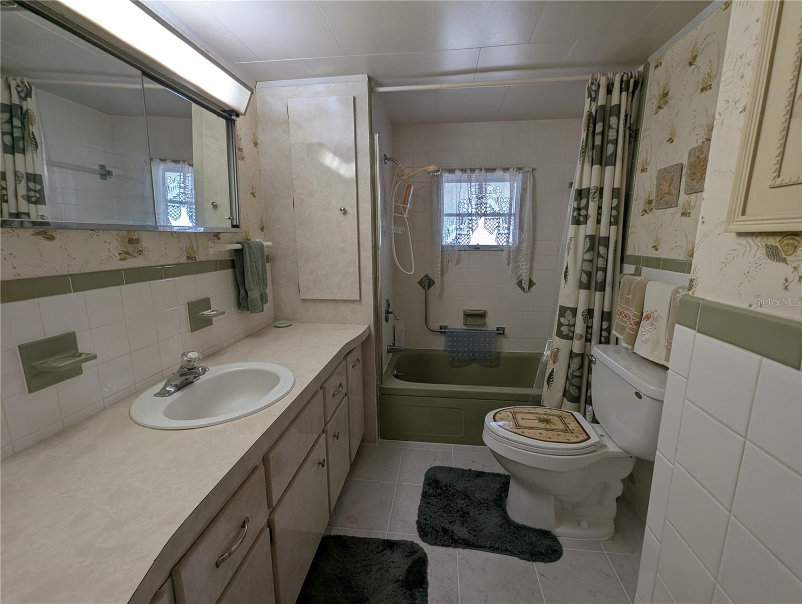 107 48TH AVENUE DR W, BRADENTON, FL — photo 8