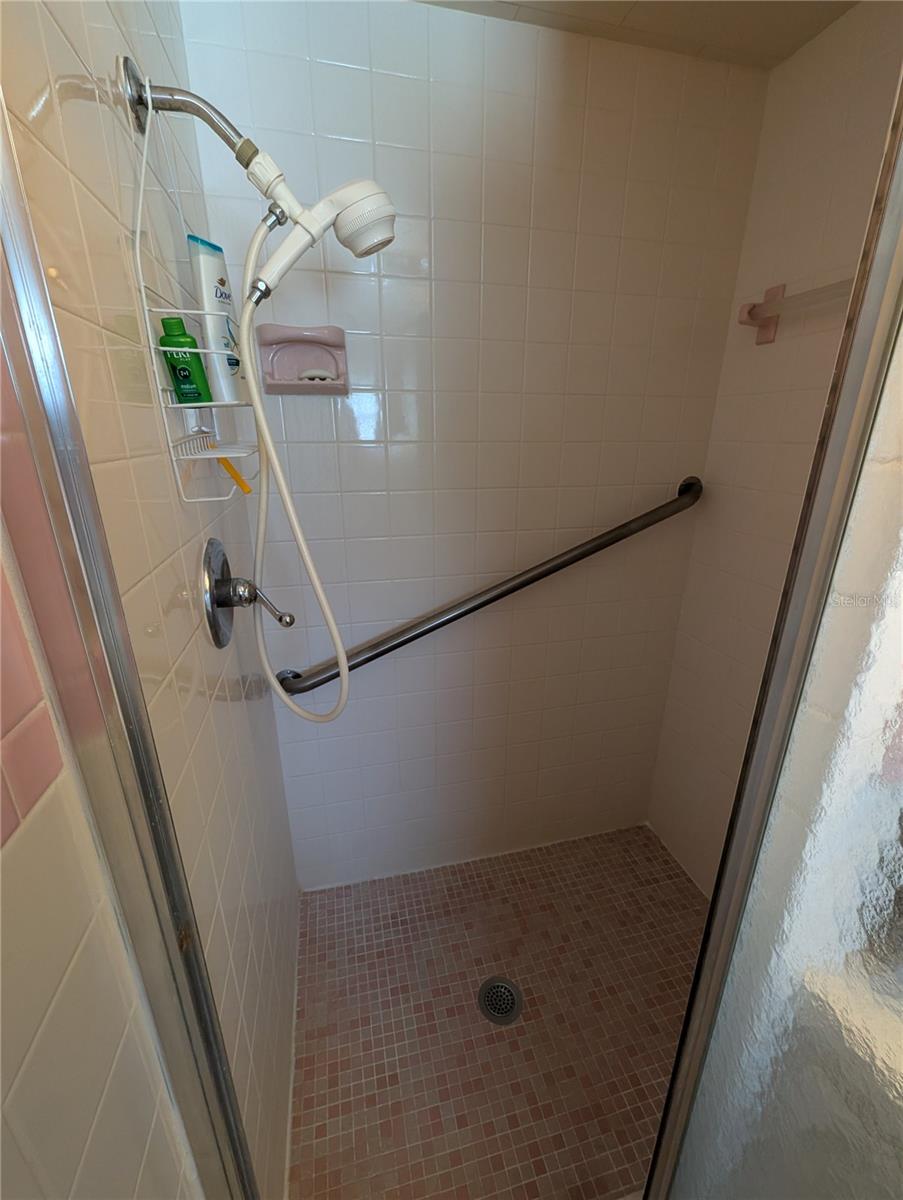 107 48TH AVENUE DR W, BRADENTON, FL — photo 12