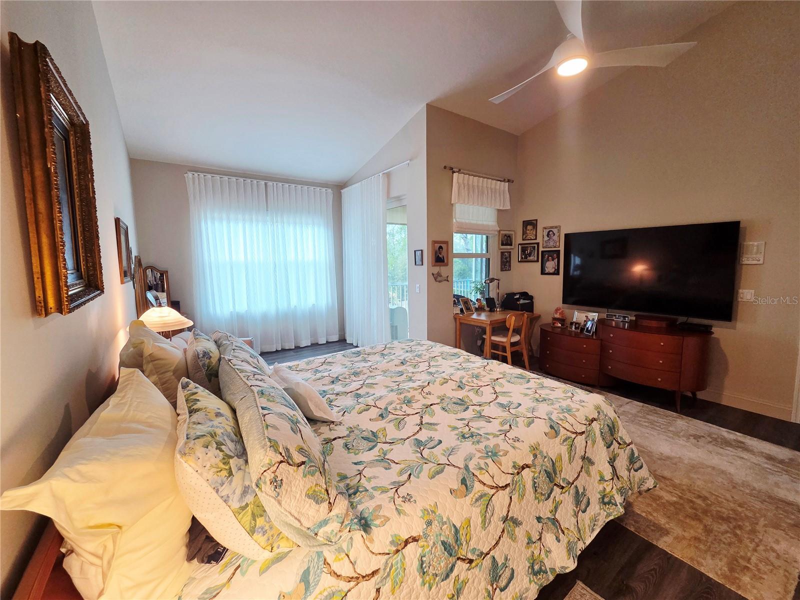 6775 HUNTINGTON LAKES CIR #202, NAPLES, FL — photo 8