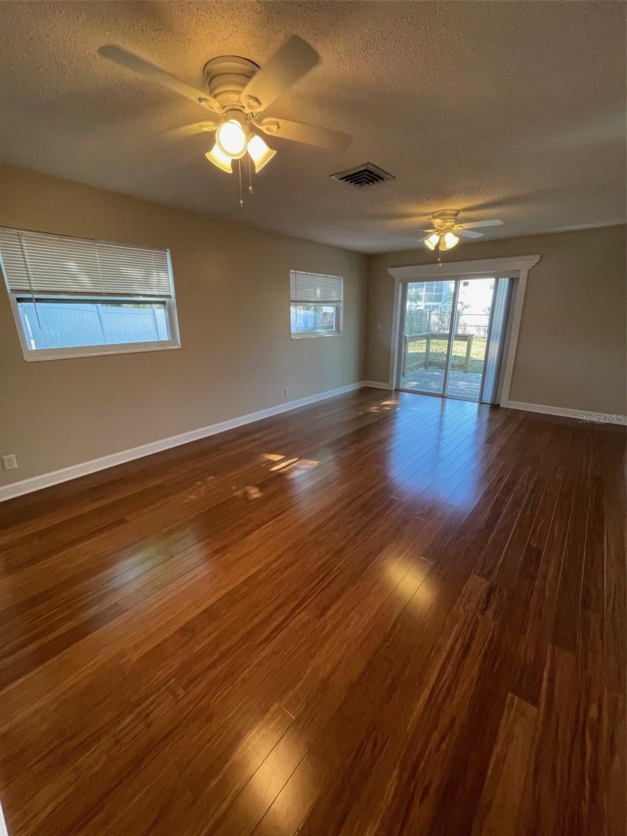6556 27TH ST N, ST PETERSBURG, FL — photo 27