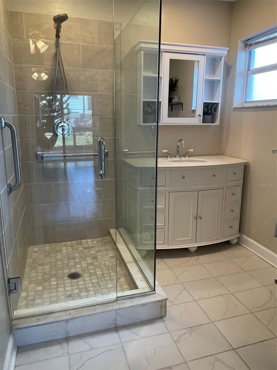 6556 27TH ST N, ST PETERSBURG, FL — photo 30
