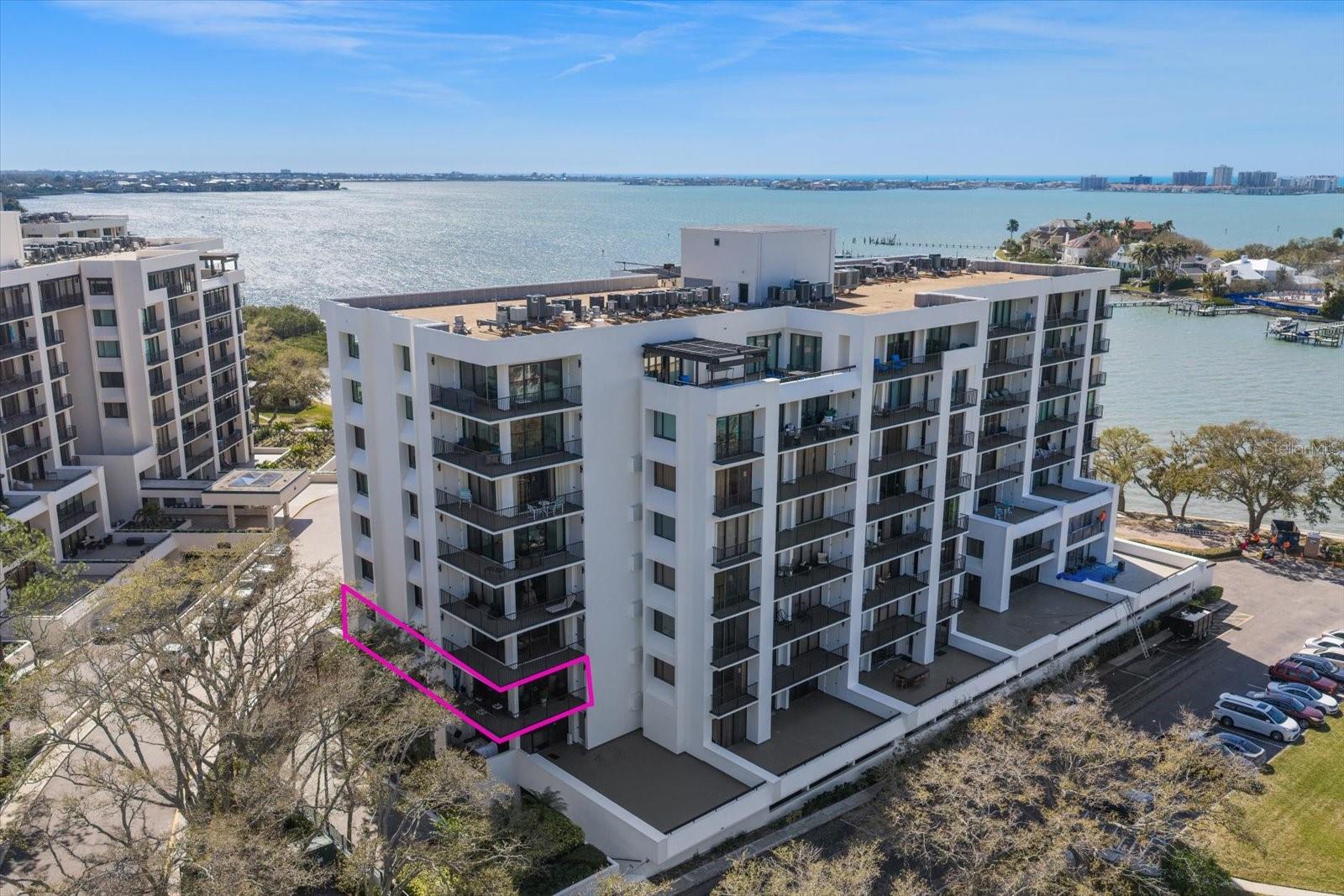 8 BELLEVIEW BLVD #203, BELLEAIR, FL