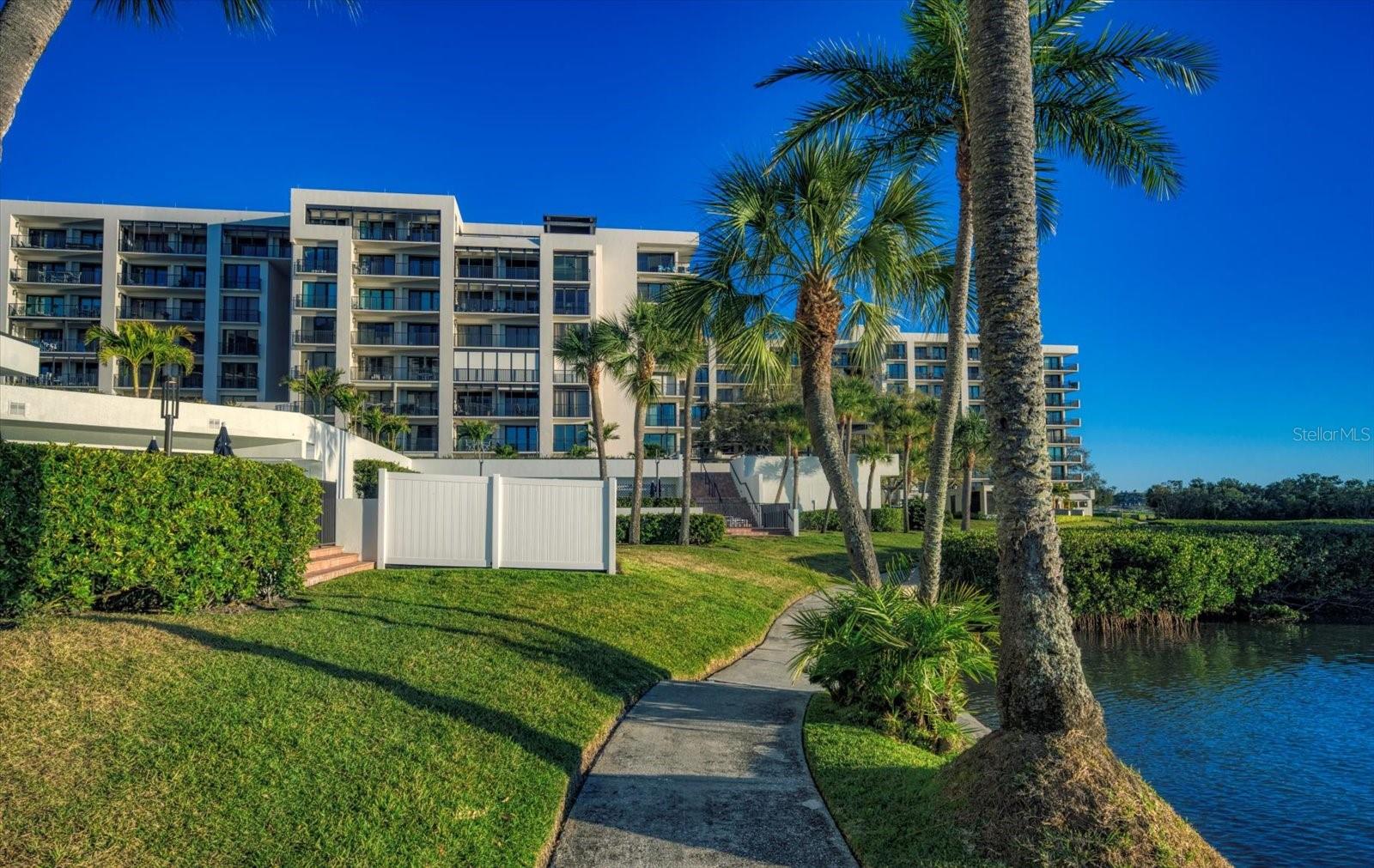 8 BELLEVIEW BLVD #203, BELLEAIR, FL — photo 50