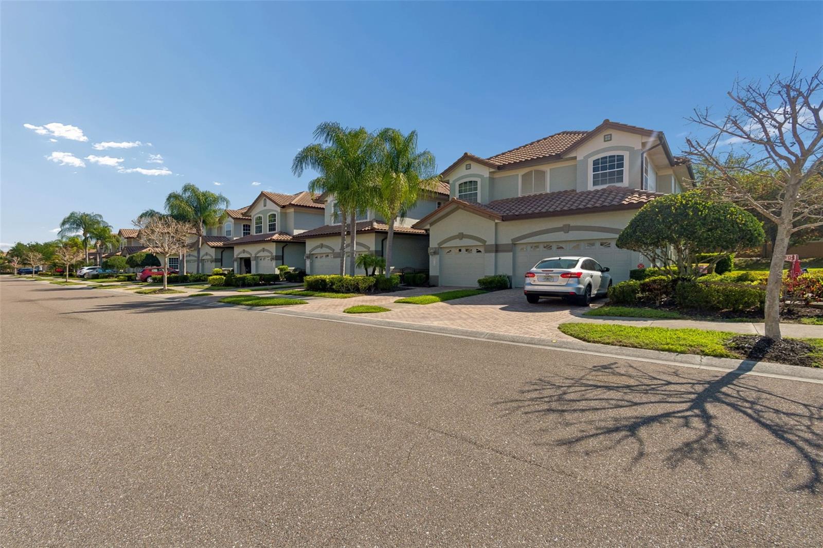 8235 MIRAMAR WAY, LAKEWOOD RANCH, FL — photo 3
