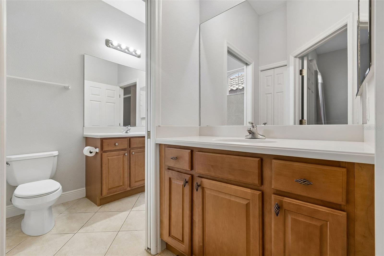 8235 MIRAMAR WAY, LAKEWOOD RANCH, FL — photo 17