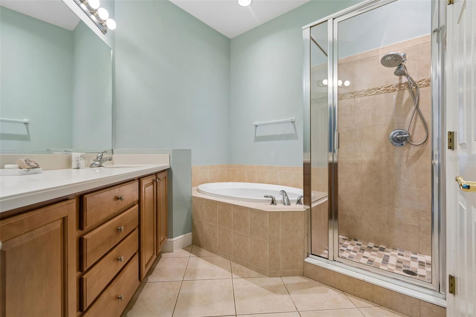 8235 MIRAMAR WAY, LAKEWOOD RANCH, FL — photo 27