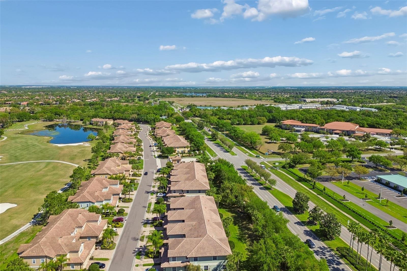 8235 MIRAMAR WAY, LAKEWOOD RANCH, FL — photo 57