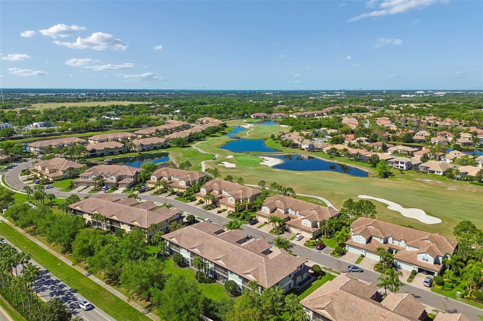 8235 MIRAMAR WAY, LAKEWOOD RANCH, FL — photo 58