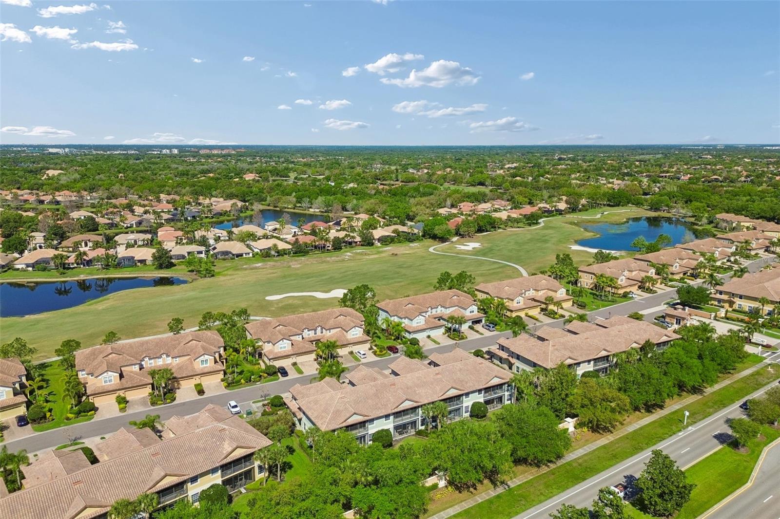 8235 MIRAMAR WAY, LAKEWOOD RANCH, FL — photo 60