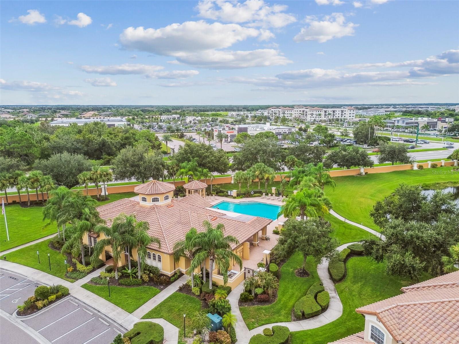 8235 MIRAMAR WAY, LAKEWOOD RANCH, FL — photo 67