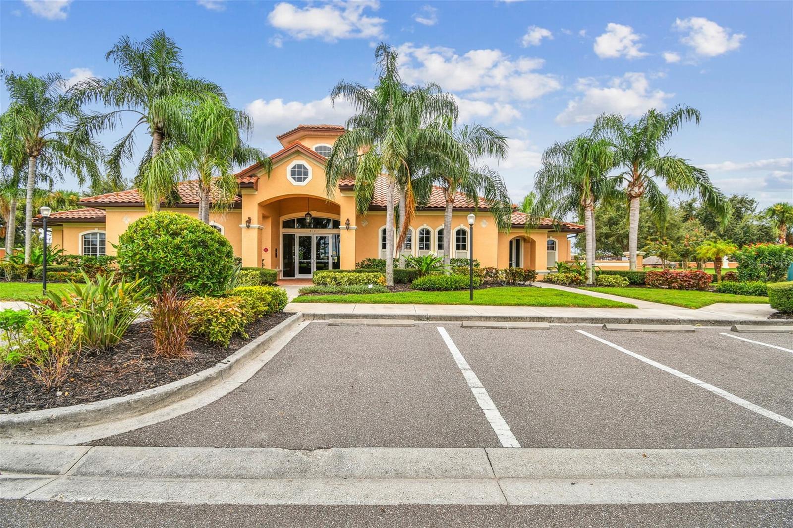 8235 MIRAMAR WAY, LAKEWOOD RANCH, FL — photo 80