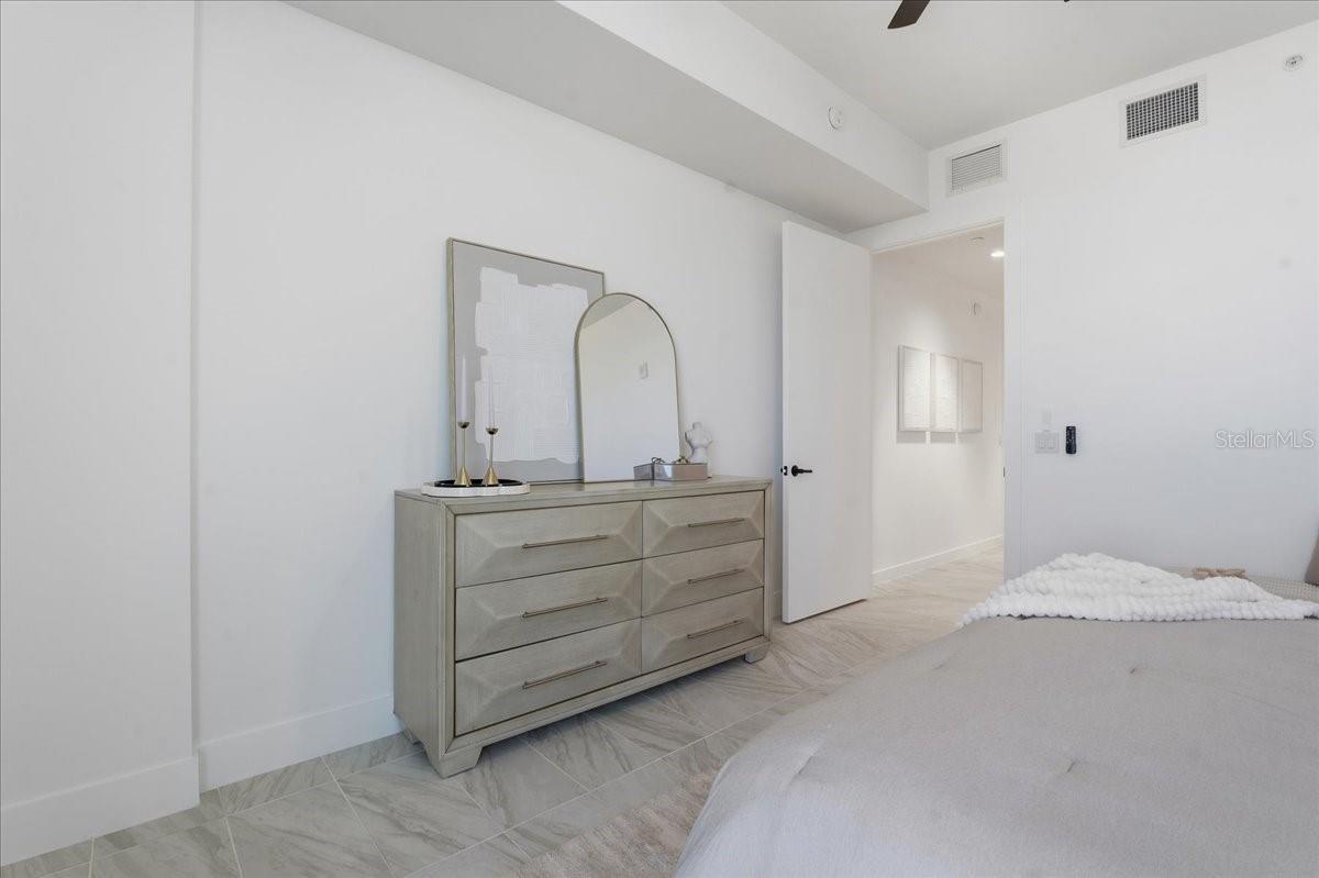 777 3RD AVE N #1202, ST PETERSBURG, FL — photo 23