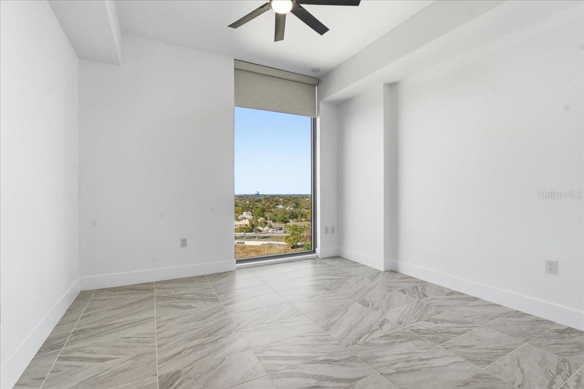 777 3RD AVE N #1202, ST PETERSBURG, FL — photo 32