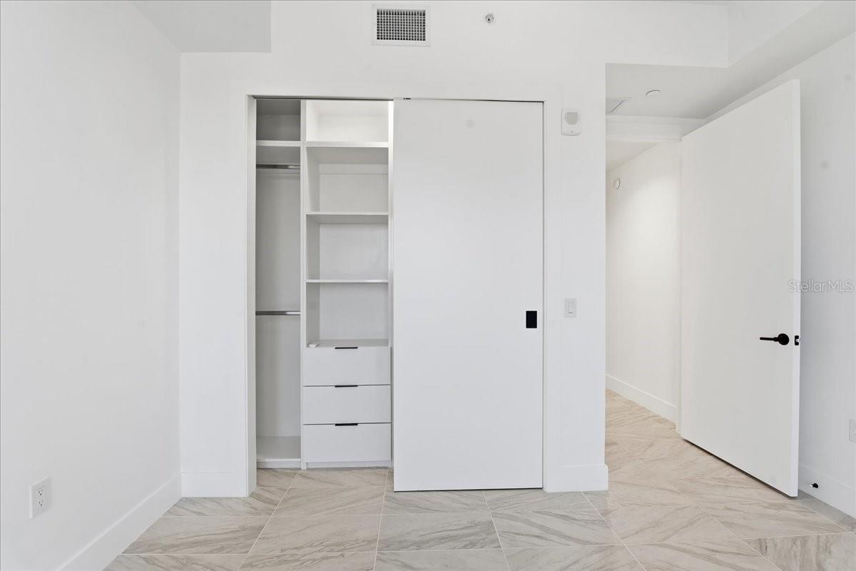 777 3RD AVE N #1202, ST PETERSBURG, FL — photo 33
