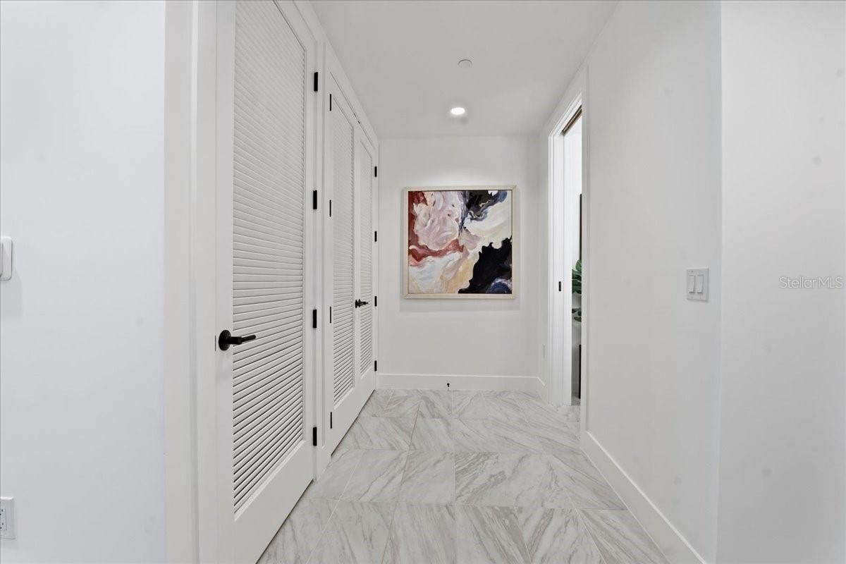 777 3RD AVE N #1202, ST PETERSBURG, FL — photo 38