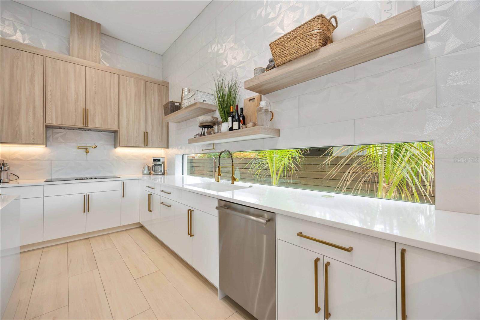 2314 PROSPECT ST, SARASOTA, FL — photo 8