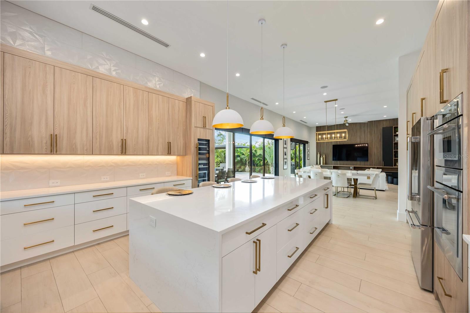 2314 PROSPECT ST, SARASOTA, FL — photo 9