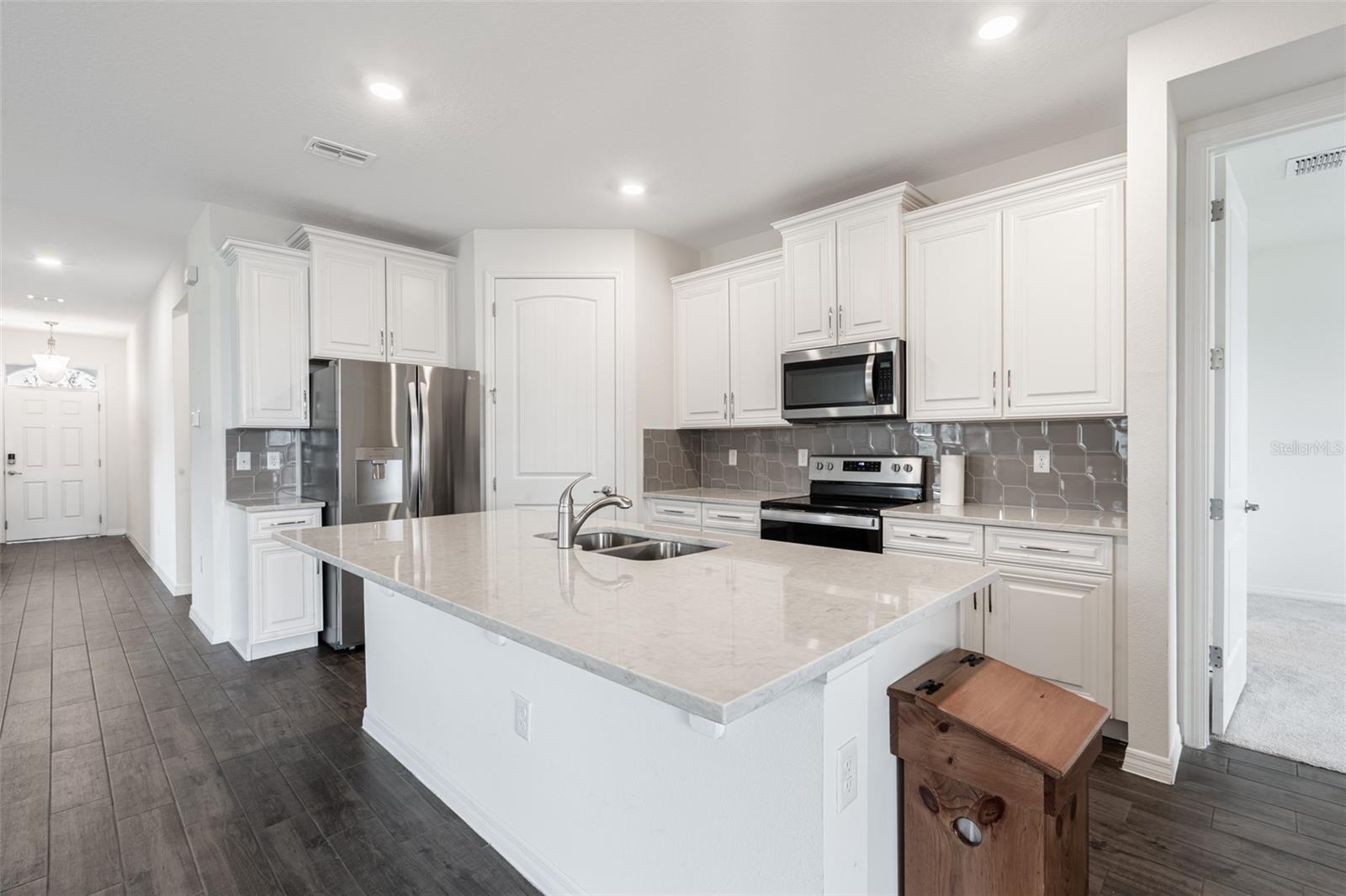 17615 BLAZING STAR CIR, CLERMONT, FL — photo 5
