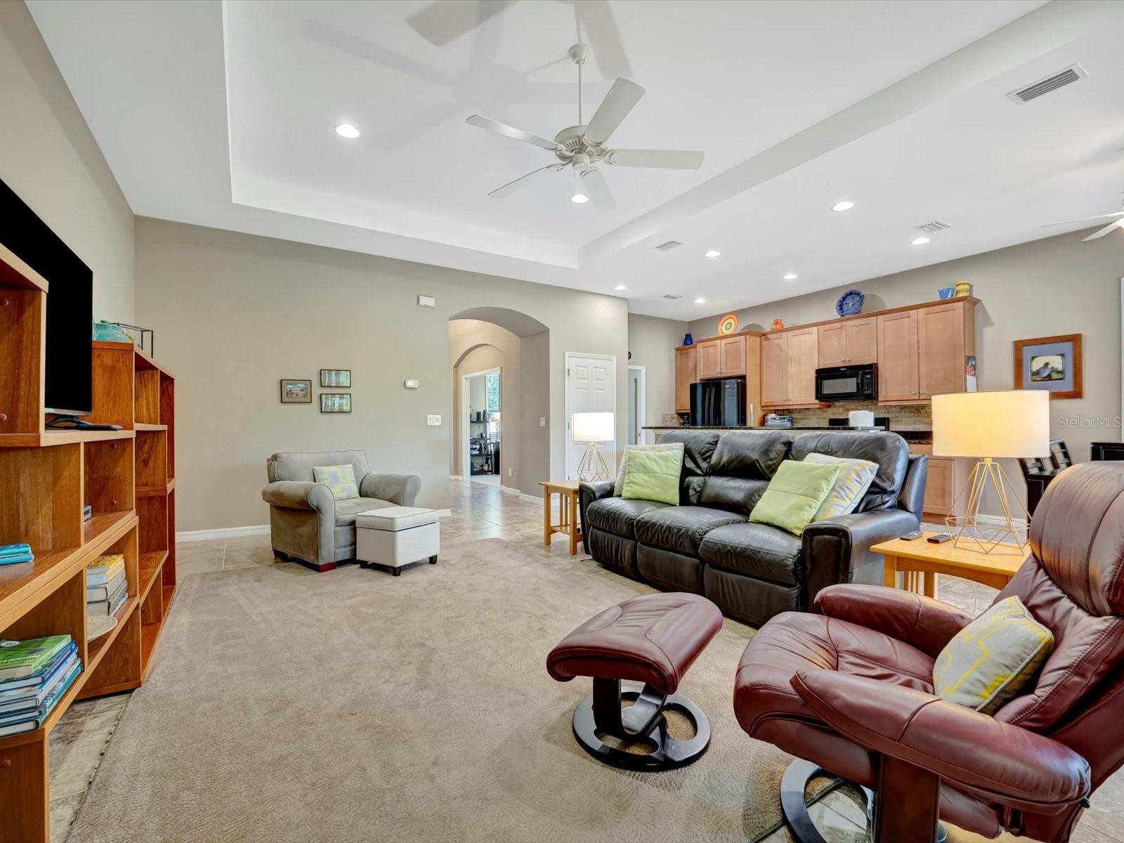 5009 LAKE OVERLOOK AVE, BRADENTON, FL — photo 9