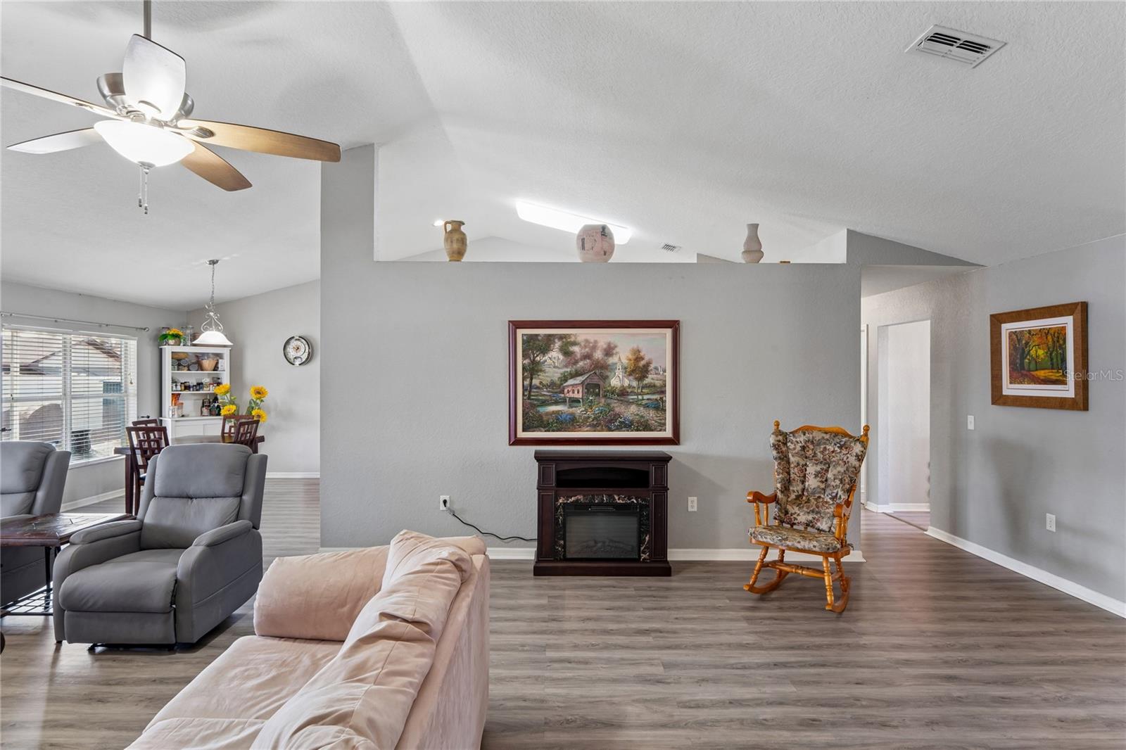 10318 GIFFORD DR, SPRING HILL, FL — photo 13