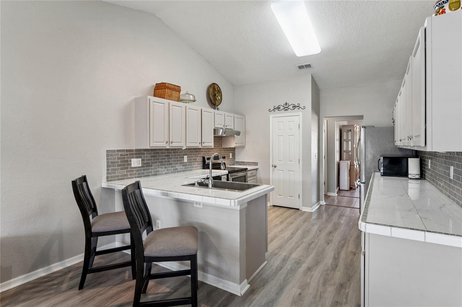 10318 GIFFORD DR, SPRING HILL, FL — photo 16