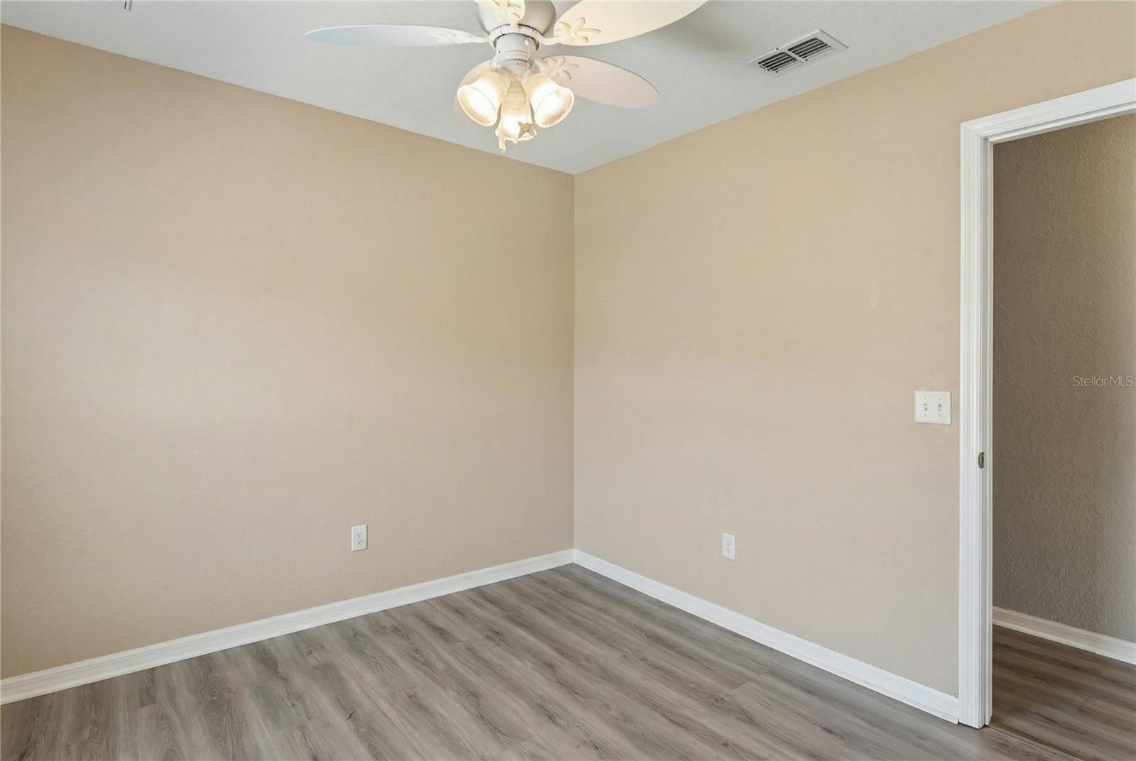 10318 GIFFORD DR, SPRING HILL, FL — photo 40