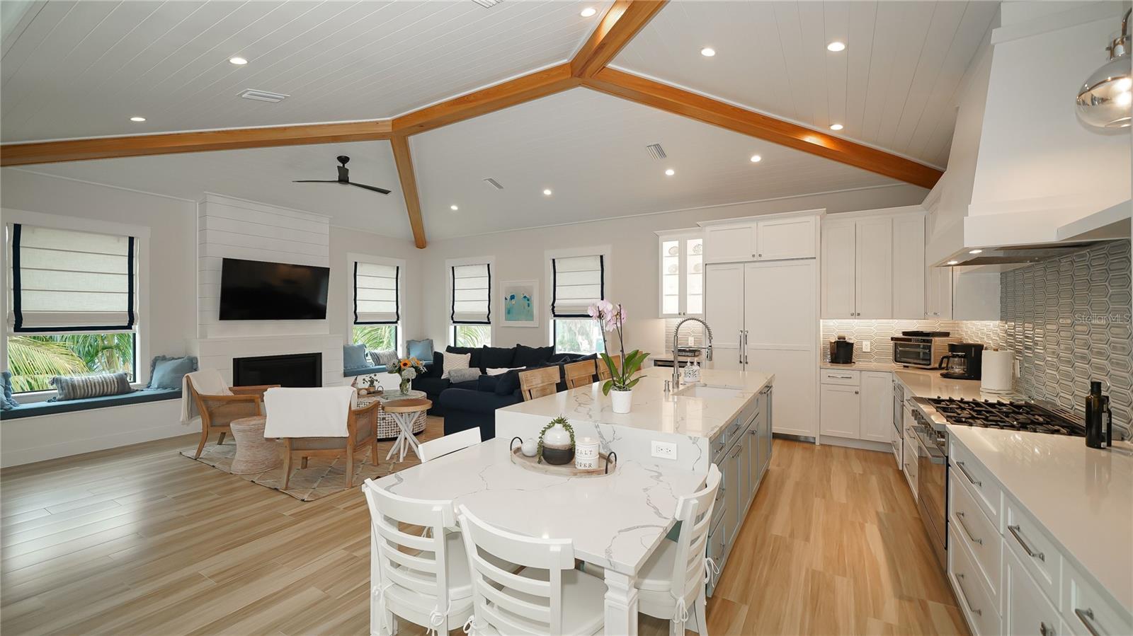 307 62ND ST, HOLMES BEACH, FL — photo 4