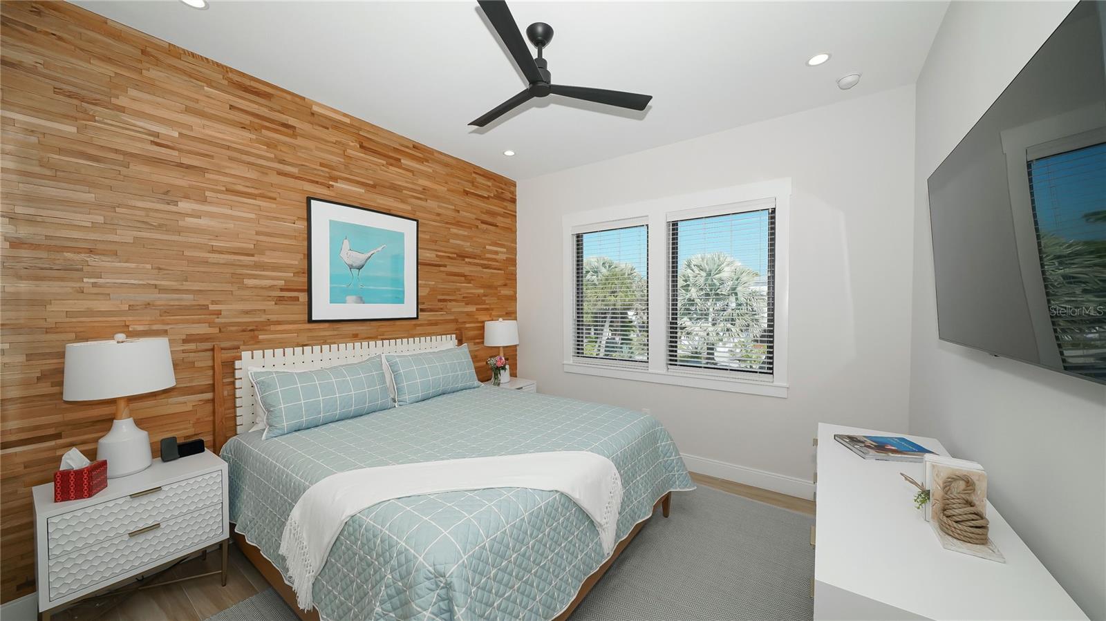 307 62ND ST, HOLMES BEACH, FL — photo 20