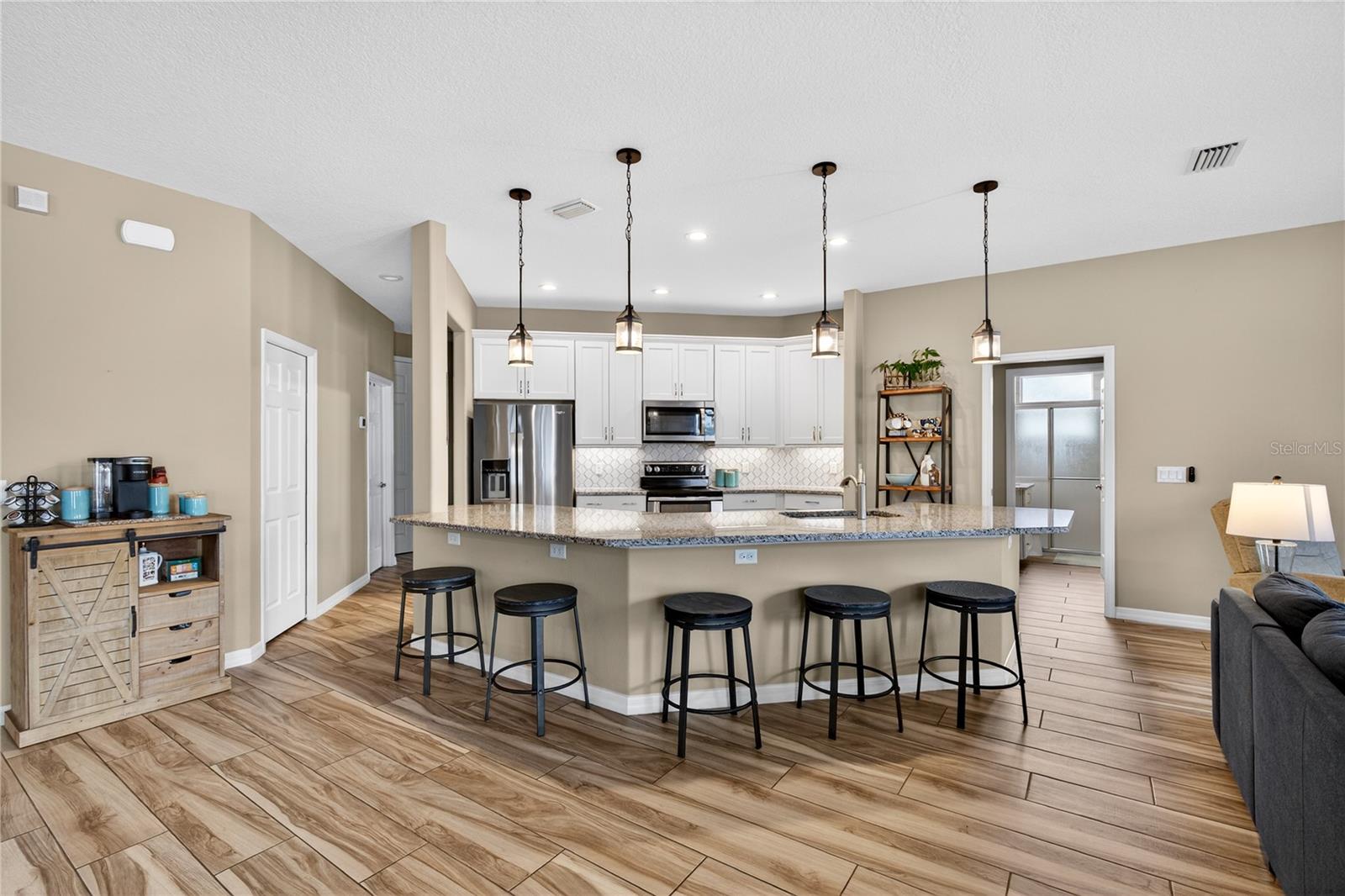 36452 GRAND ISLAND OAKS CIR, GRAND ISLAND, FL — photo 17