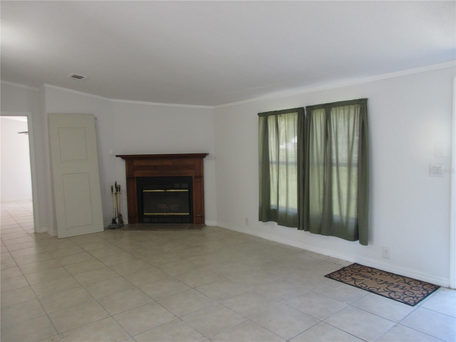 18601 SE 24TH LN, OCKLAWAHA, FL — photo 9