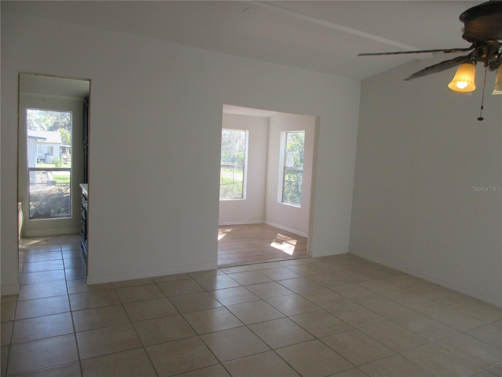 18601 SE 24TH LN, OCKLAWAHA, FL — photo 28