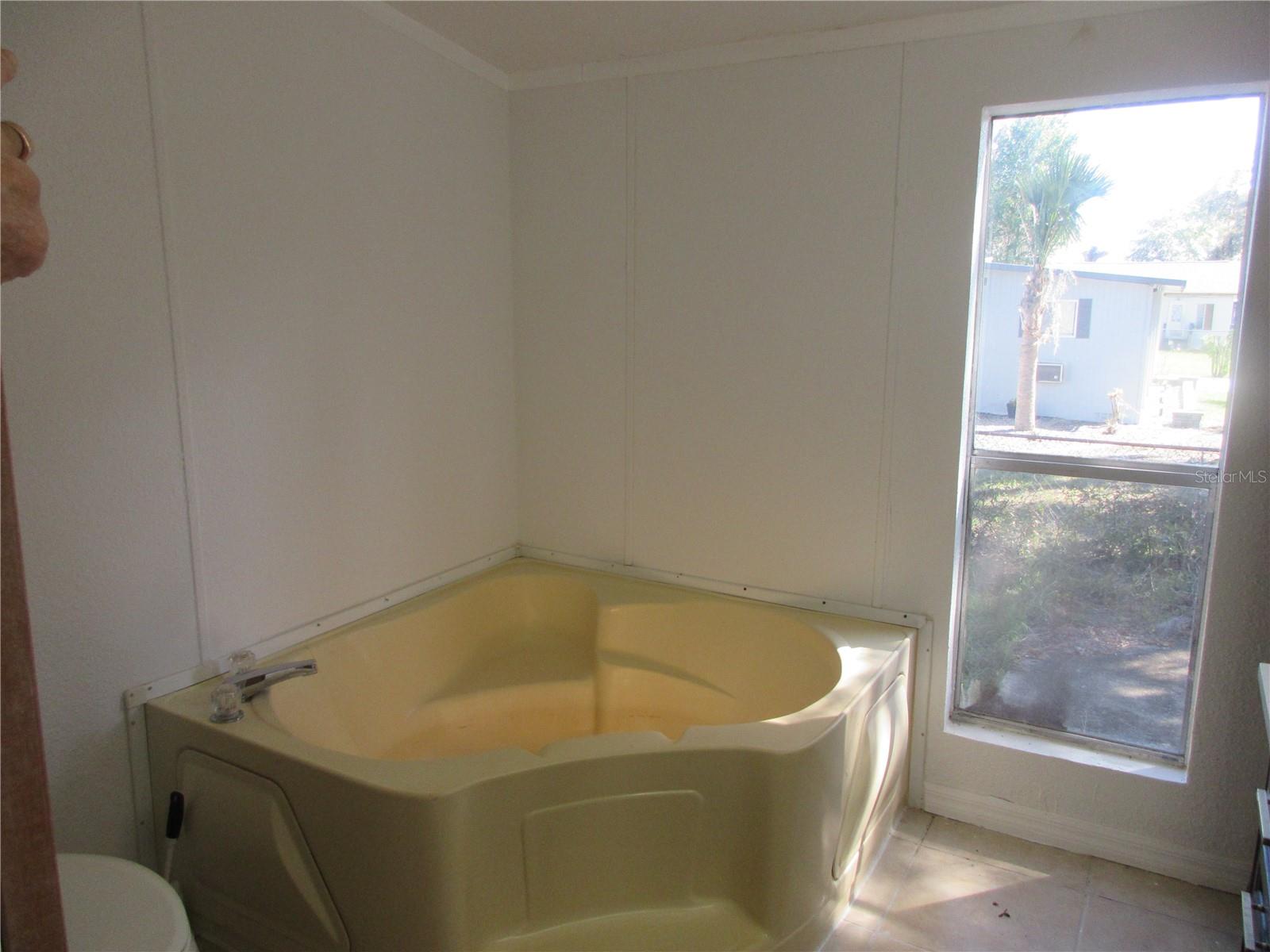 18601 SE 24TH LN, OCKLAWAHA, FL — photo 36