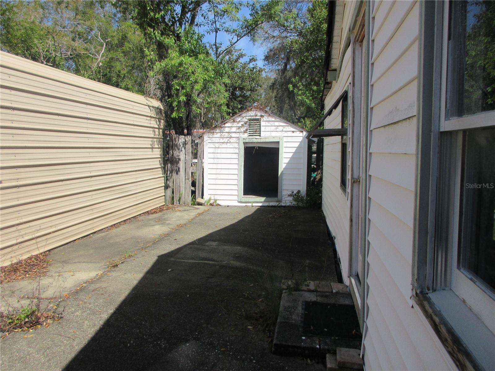 18601 SE 24TH LN, OCKLAWAHA, FL — photo 59